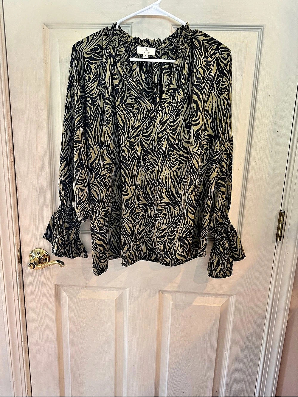 NWOT P.CHILL ZEBRA Print Blouse in Black & GREEN Size Small